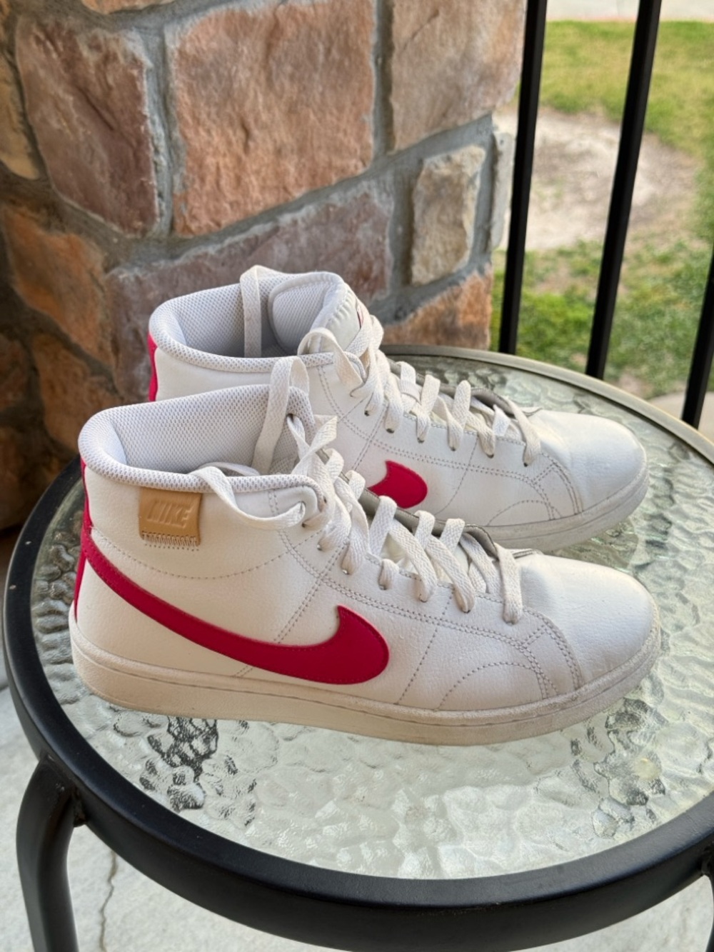 Nike White High-Top Sneakers with Pink Swoosh Accent Size 8